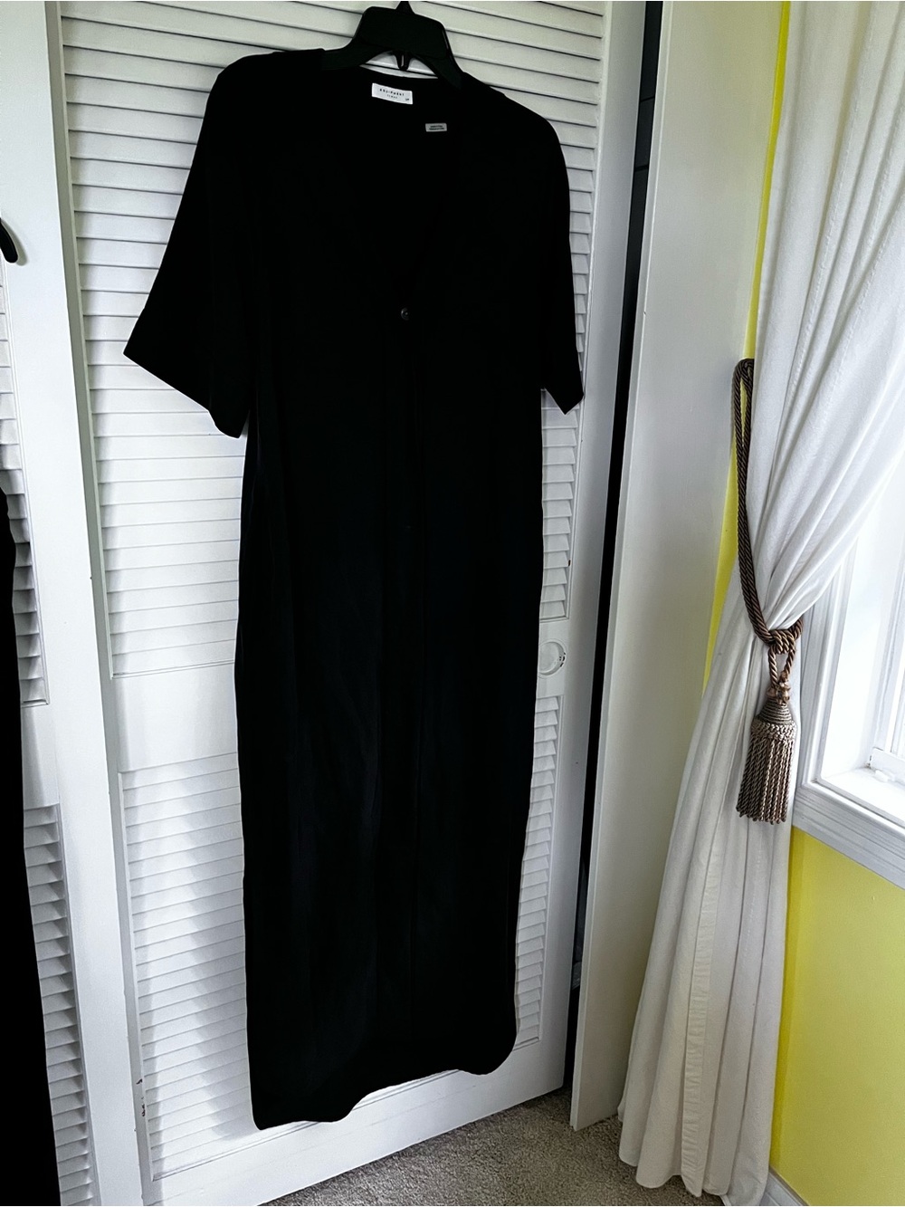 Tall Ladies: FINALLY A Dress 4 you. Ez button up or down.